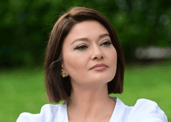 დაათვალიერეთ – ნურგულ ეშილჩაის დიდი და მდიდრული სახლი