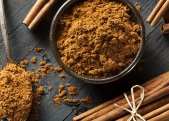 „კვამლი შემოატარეთ მთელს სახლს…“ – დარიჩინის ჩხირების დადებითი თვისებები, რომელიც უნდა იცოდეთ