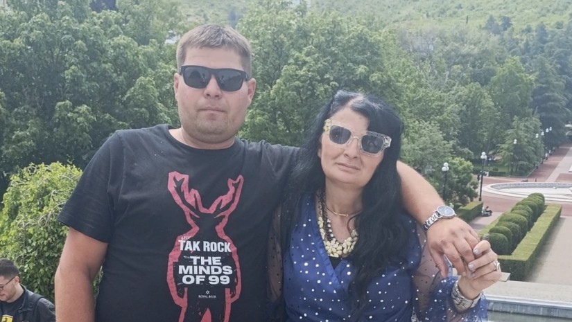 “გინდა ოჯახი?” – ქეთი ეგიდუნაშვილი და უჩა ჭაბაშვილი პირდაპირ ეთერში ერთმანეთს დაუპირისპირდნენ – ტიკ-ტოკის ვარსკვლავური წყვილი საბოლოოდ დაშორდა ?