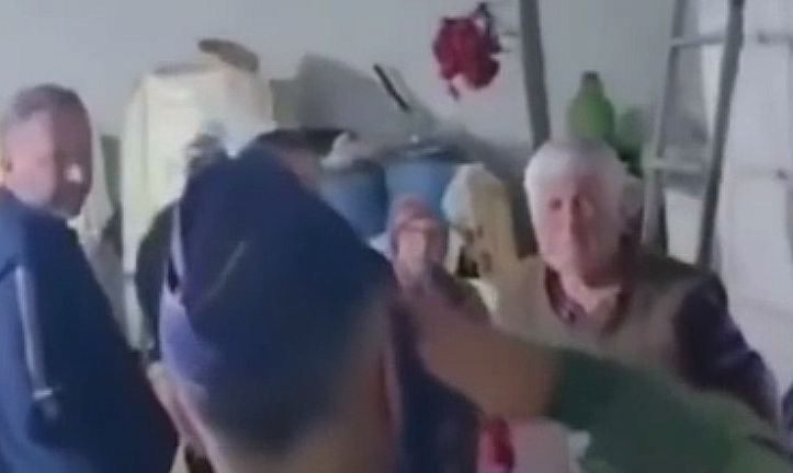 ვიდეოში ისმის შემზარავი ხმები, კადრები უმძიმესი სანახავია – საქართველოს ტერიტორიაზე ავიაკატასტროფისას დაღუპულ თურქ სამხედროებს ოჯახის წევრები გლოვობენ